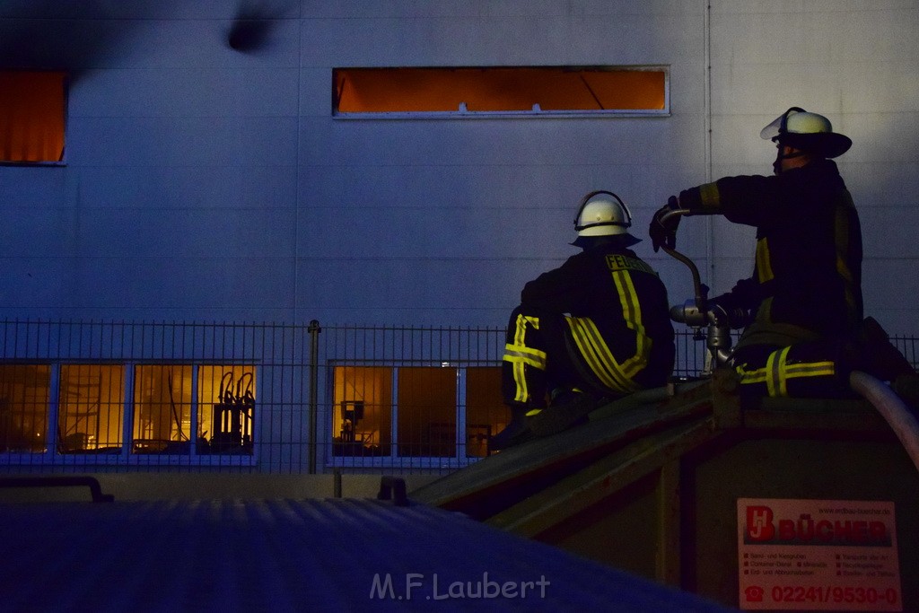 Grossbrand Halle Troisdorf Kriegsdorf Junkersring P448.JPG - Miklos Laubert